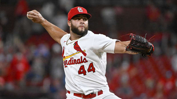 St. Louis Cardinals reliever Junior Fernandez pitching
